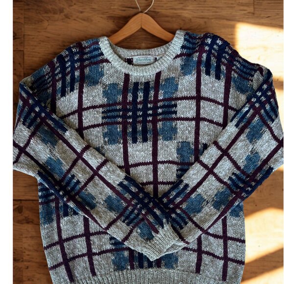 Autumn Woven Grid Knit Sweater - Picture 3 of 3